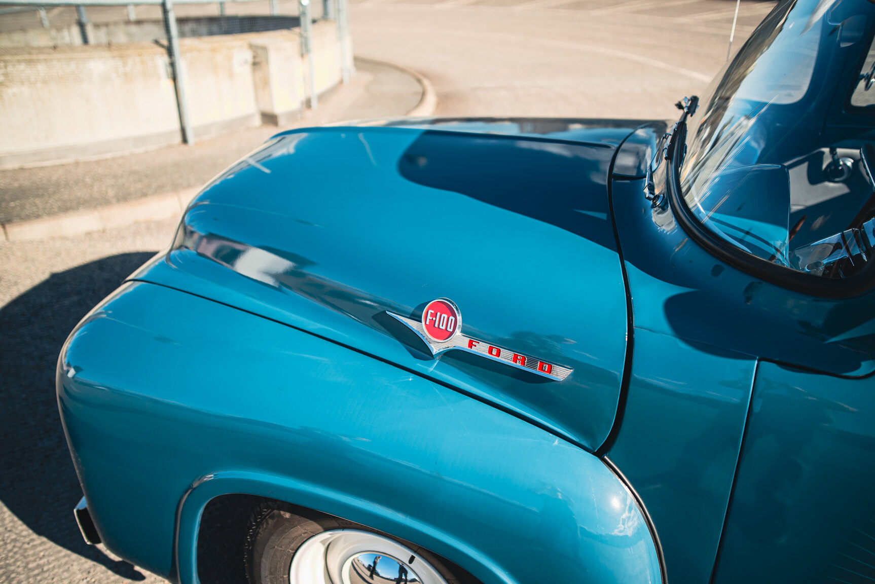 Aussenfoto 1956 FORD F100 Electric