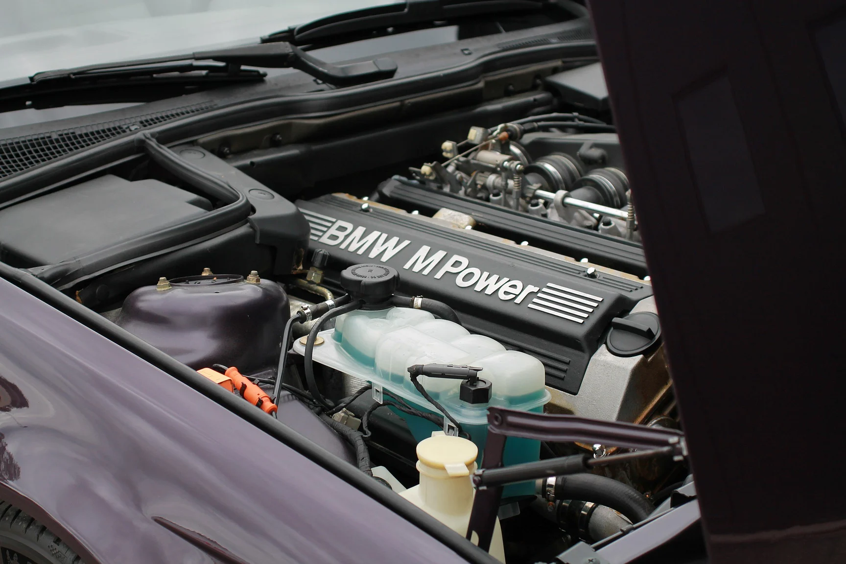 Image of 1993 BMW M5 Touring 3.8 Manual mechanics (2)