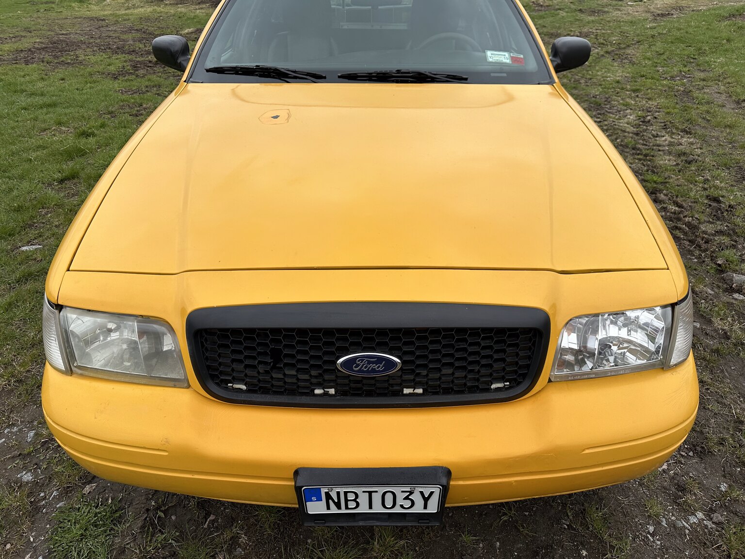 Exteriörbild på 2011 Ford Crown Victoria New York Cab (37)