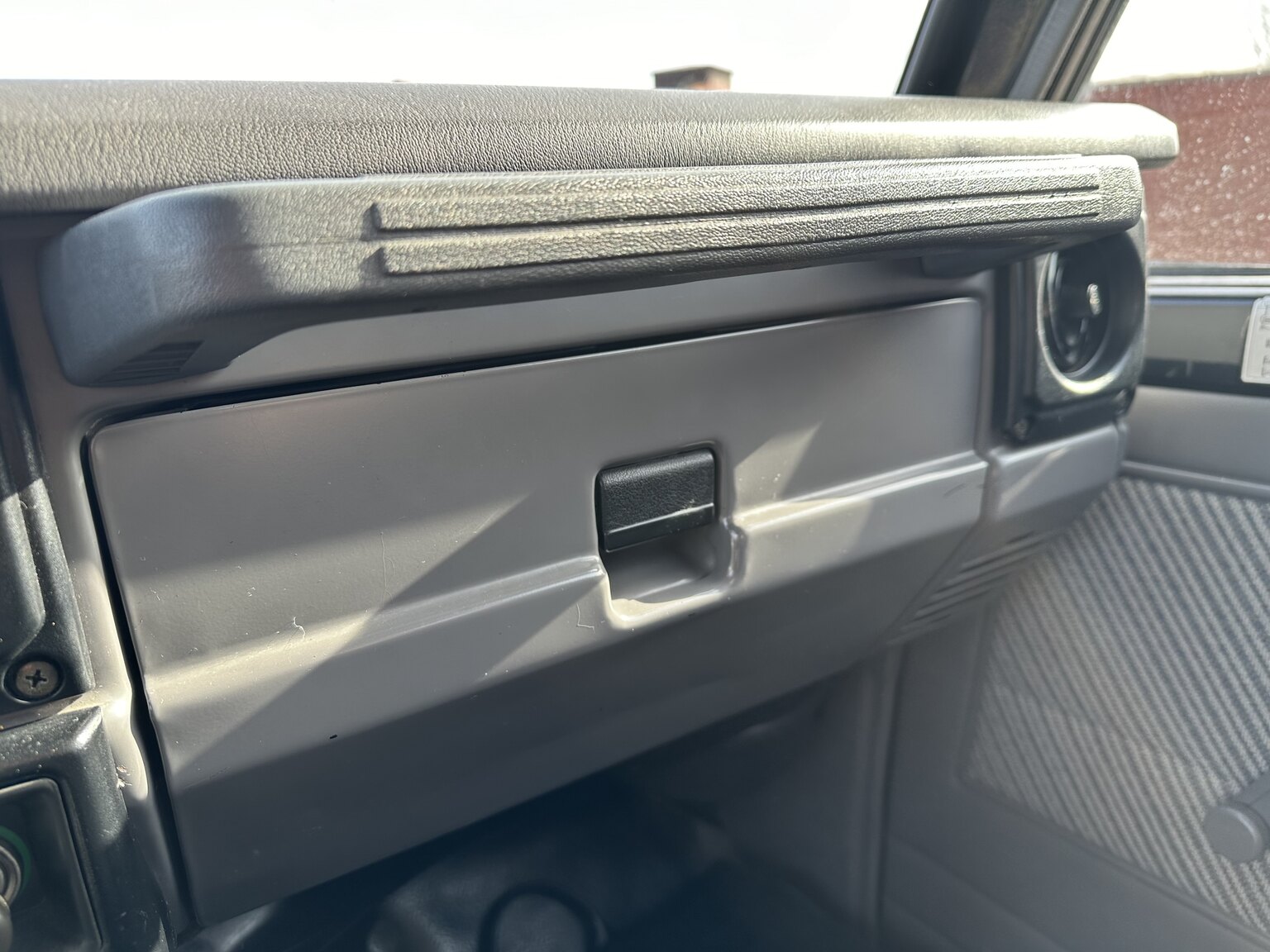 Interior image of 1993 Toyota Land Cruiser Serie 70