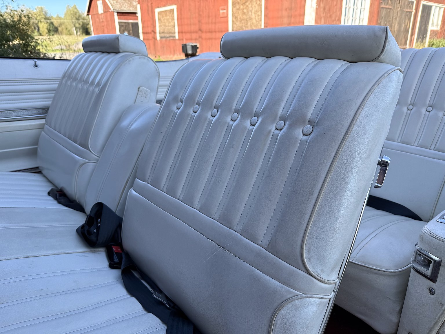 Interiörbild 1975 Oldsmobile Delta 88