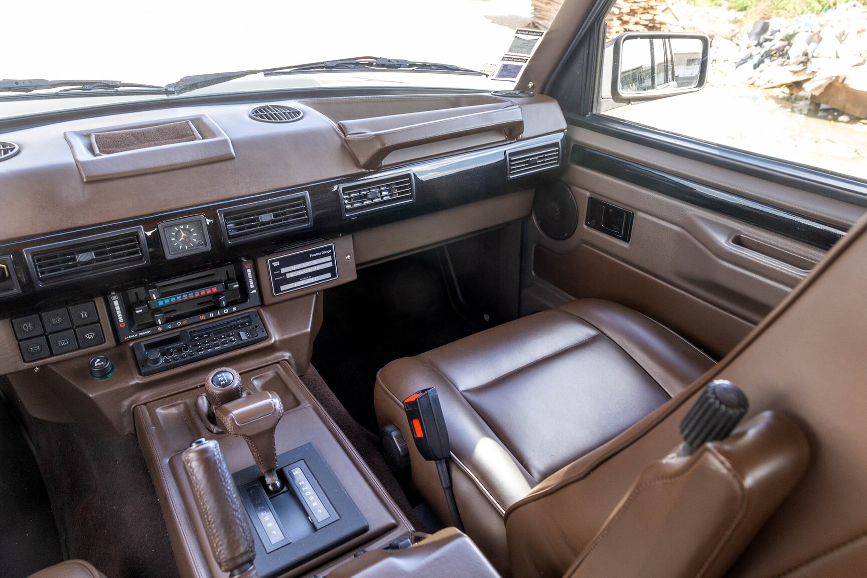 Interiörbild 1991 Range Rover Restomod
