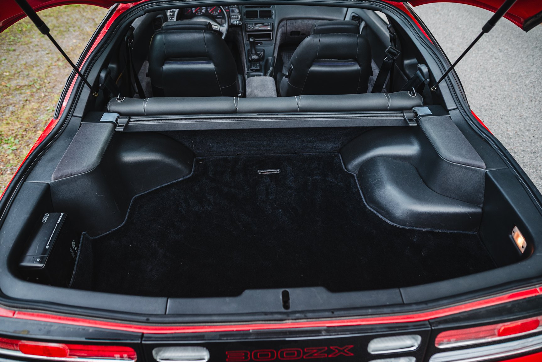 Interior image of 1991 Nissan 300ZX Twin Turbo V6 Z32