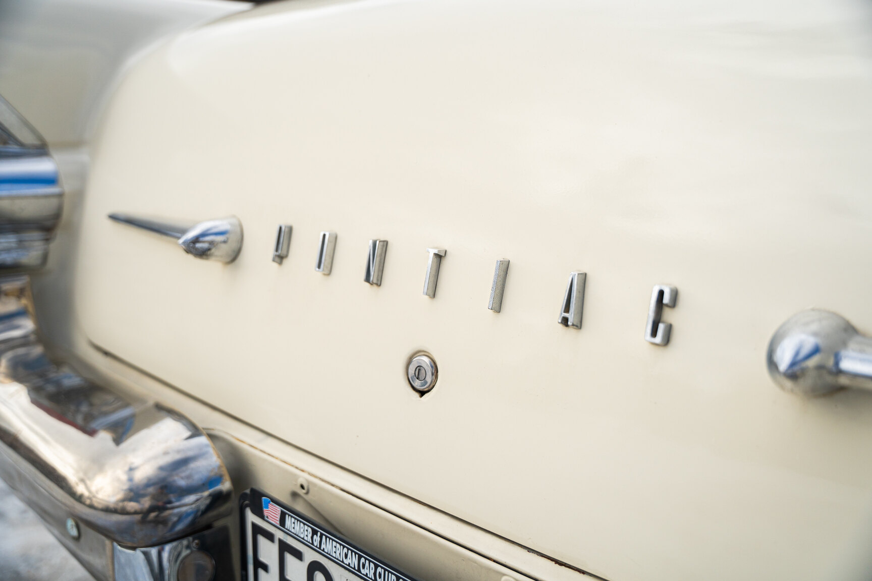 Exteriörbild på 1957 Pontiac Star Chief