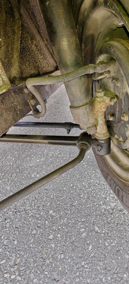 Image of 1958 Ford Anglia mechanics (10)