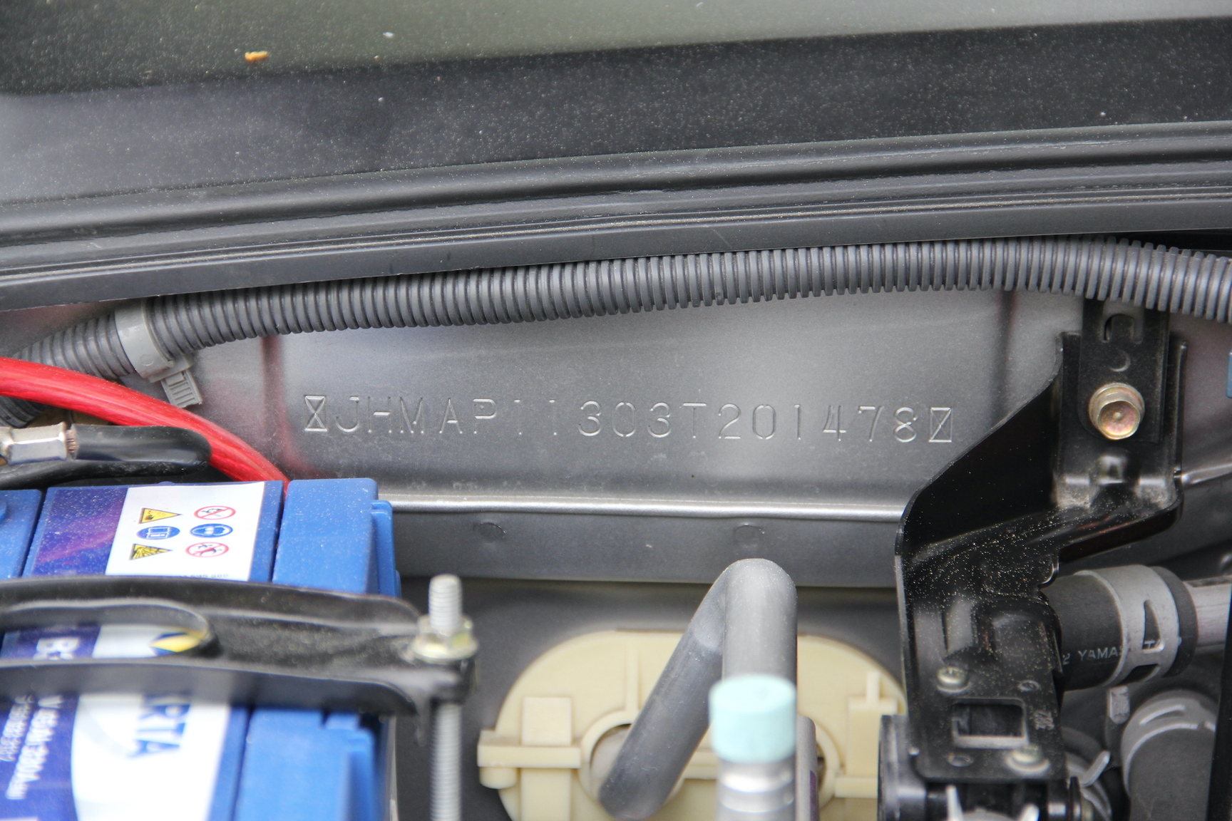 Image of 2003 Honda S2000 mechanics