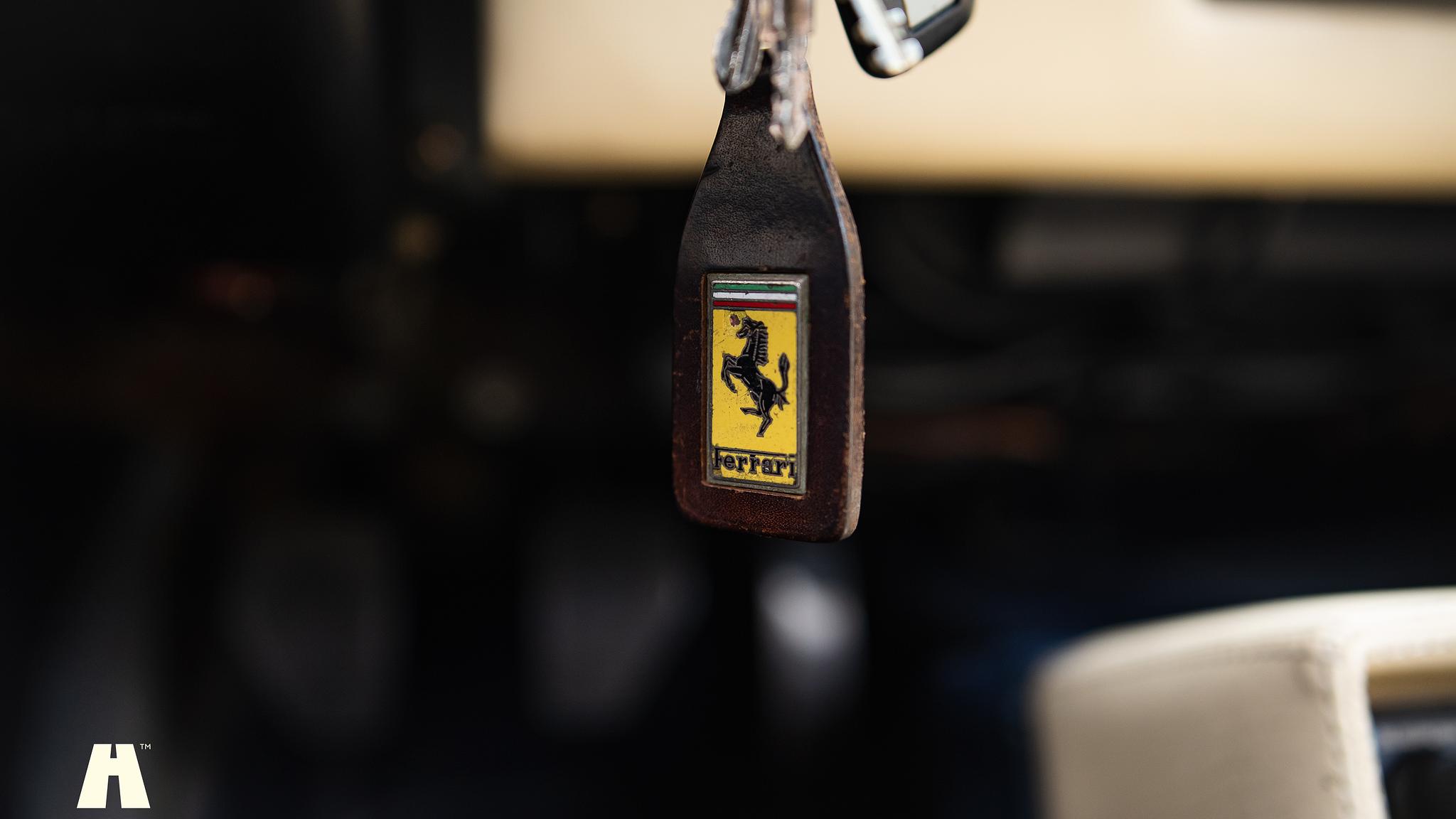 Interior image of 1985 Ferrari Mondial Quattrovalvole Design by Pininfarina (31)