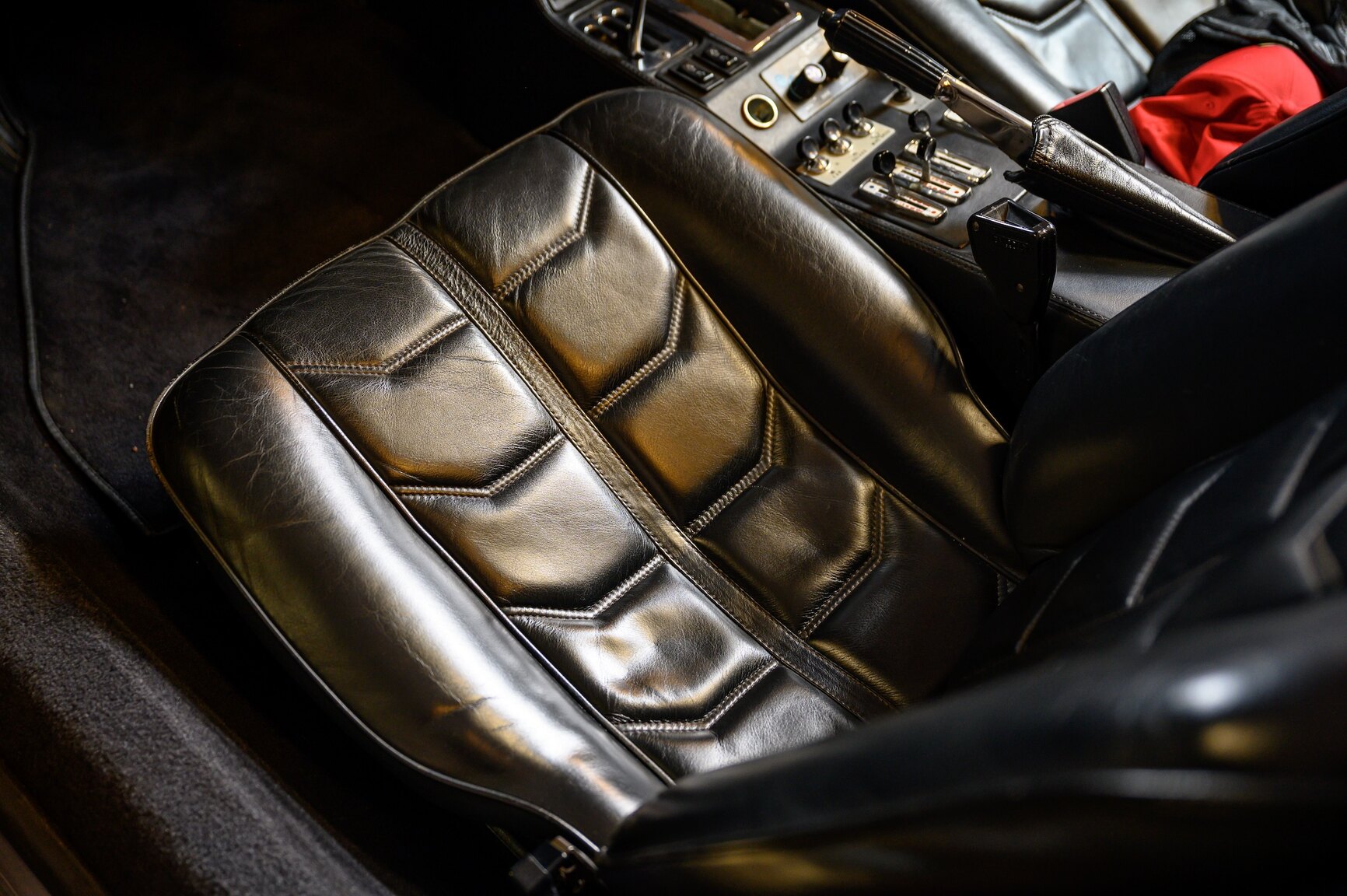 Interiörbild 1982 Ferrari 308 GTSI
