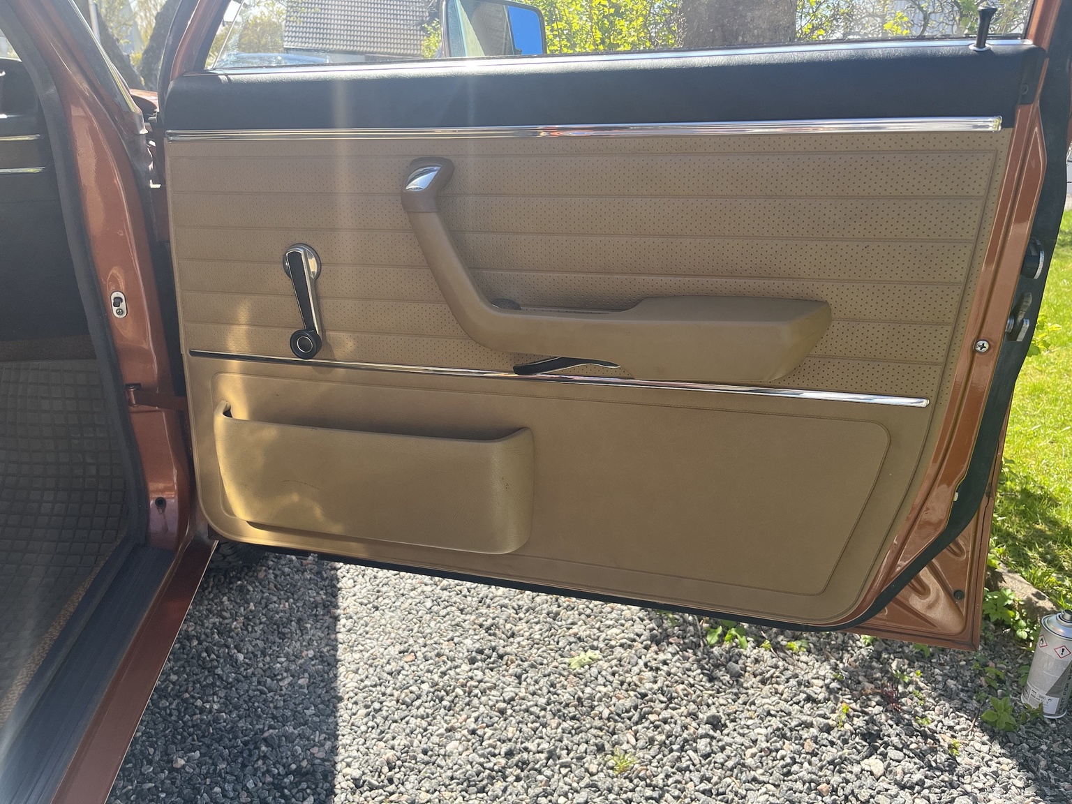 Innenraumfoto von 1977 BMW 518