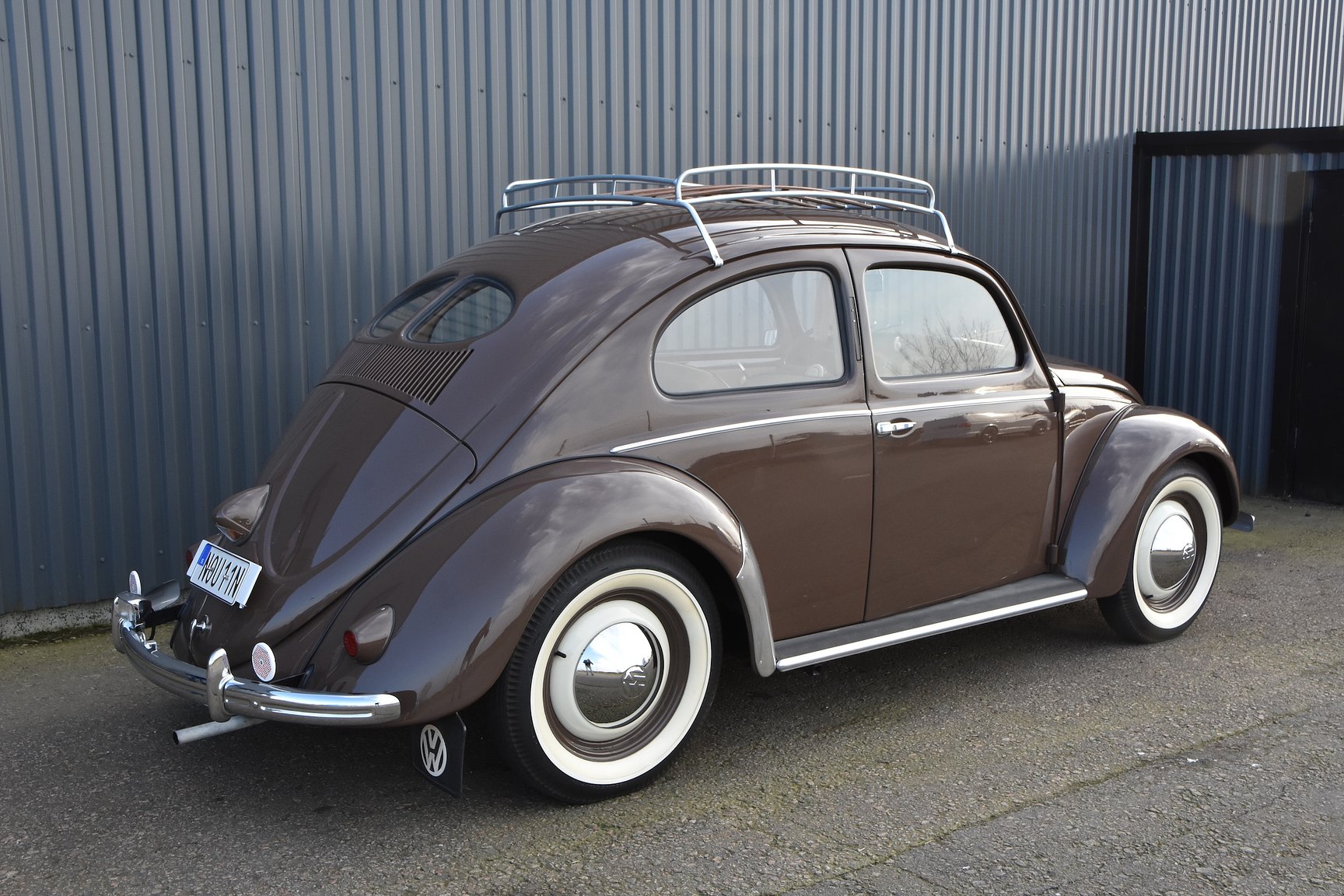 Exterior image of 1950 Volkswagen 1100 1.1 