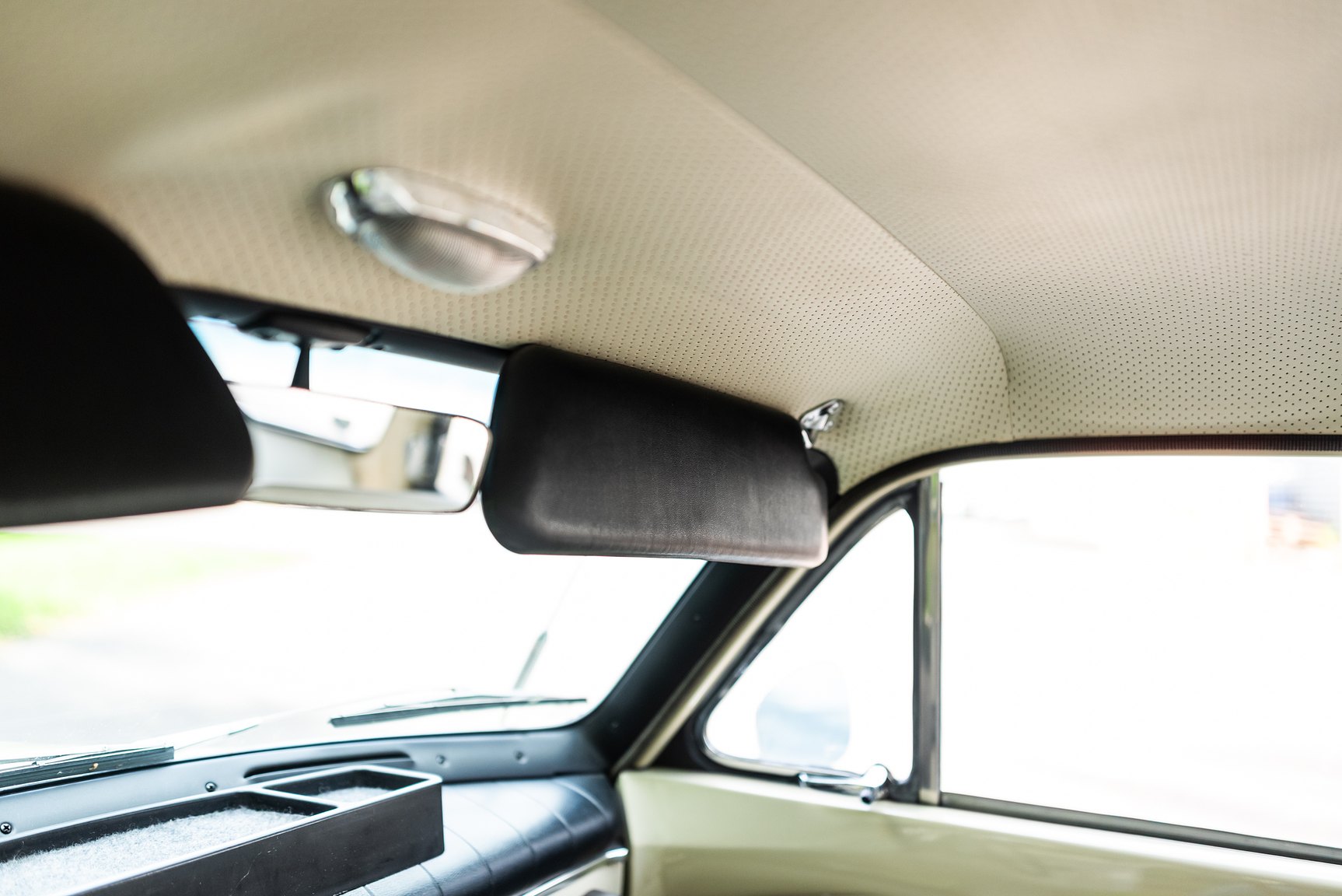 Interior image of 1969 Volvo Amazon 121 P130