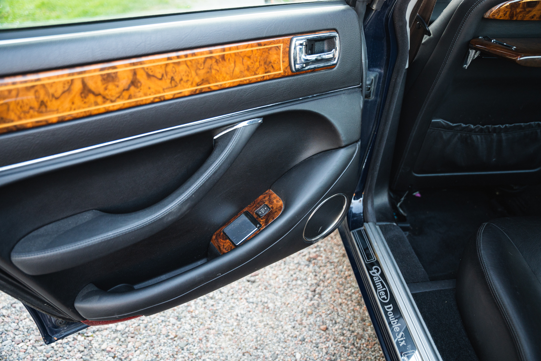 Interior image of 1995 Jaguar XJ Double SIX