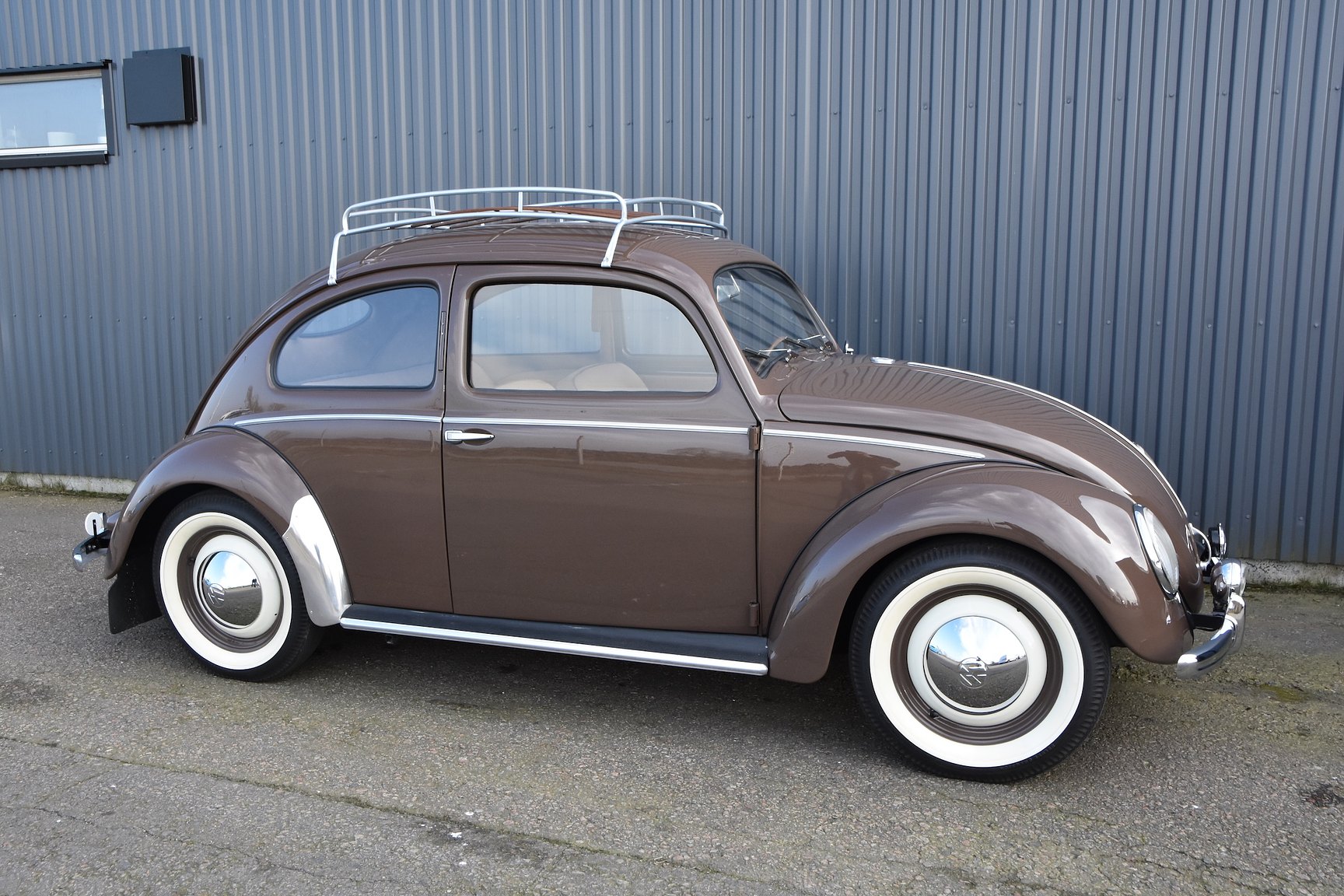 Exterior image of 1950 Volkswagen 1100 1.1 