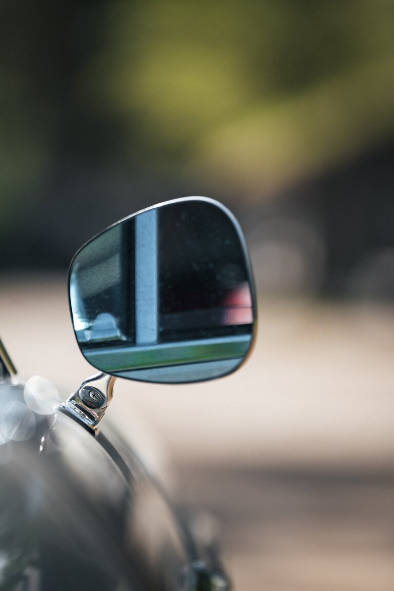 Exterior image of 1963 Volvo 1800 S (39)