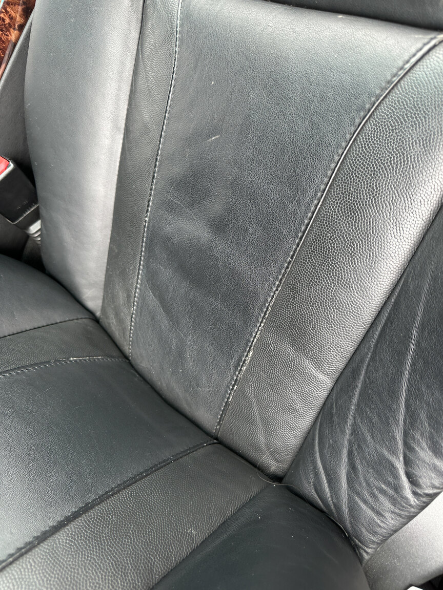 Interior image of 2005 BMW X5 4.8iS E53 LCI