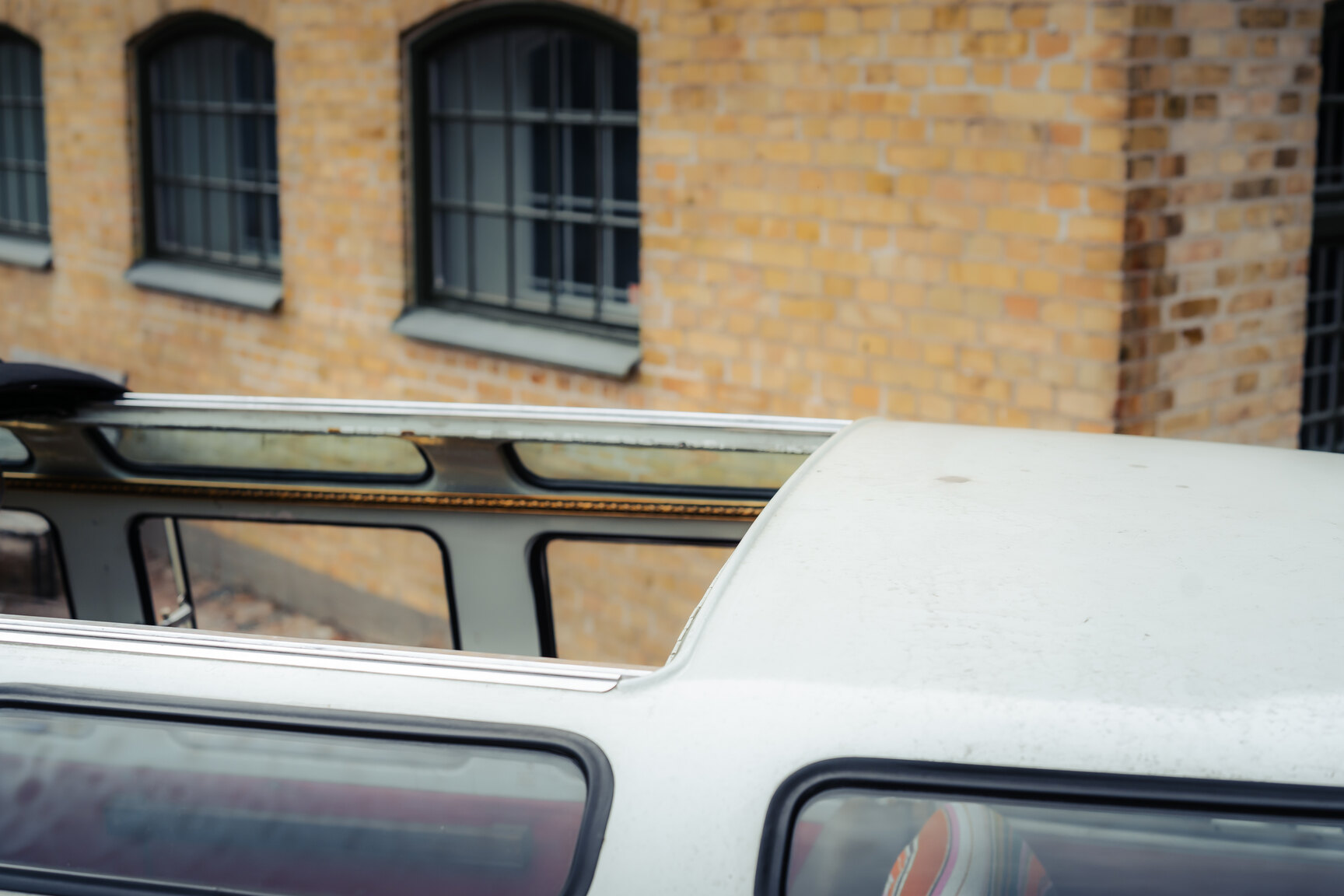 Aussenfoto 1964 Volkswagen Kleinbus Transporter 1500 Deluxe “21-fönsters Samba”