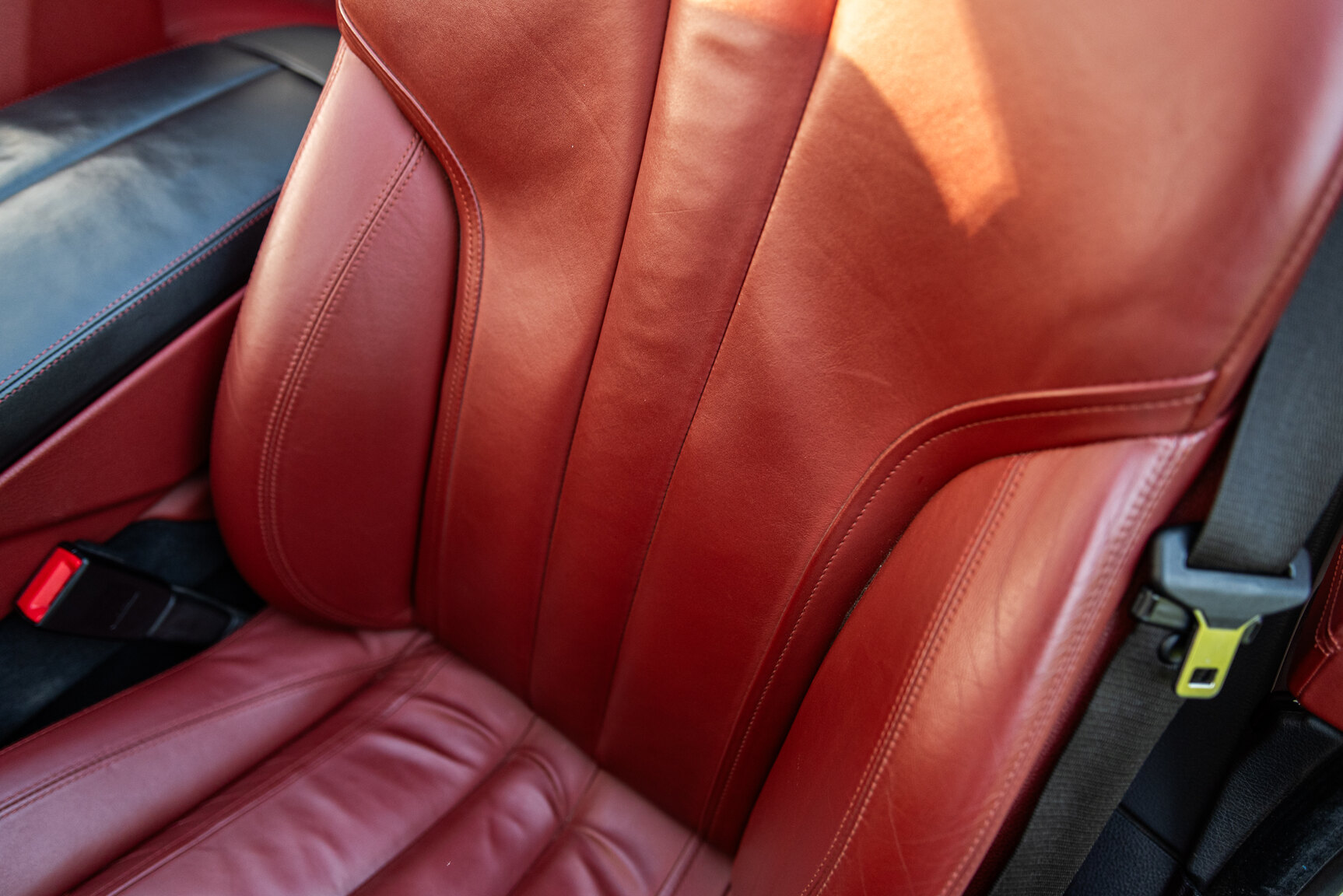 Interiörbild 2011 BMW 650i Cabriolet