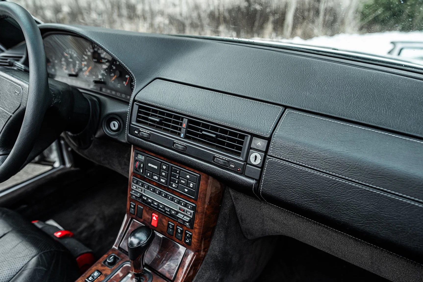 Interiörbild 1993 Mercedes-Benz 600 SL (34)