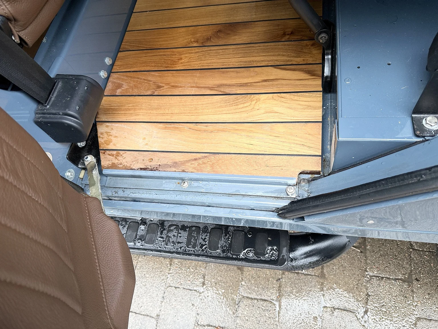 Interiörbild 2000 Land Rover Defender 110 C (41)