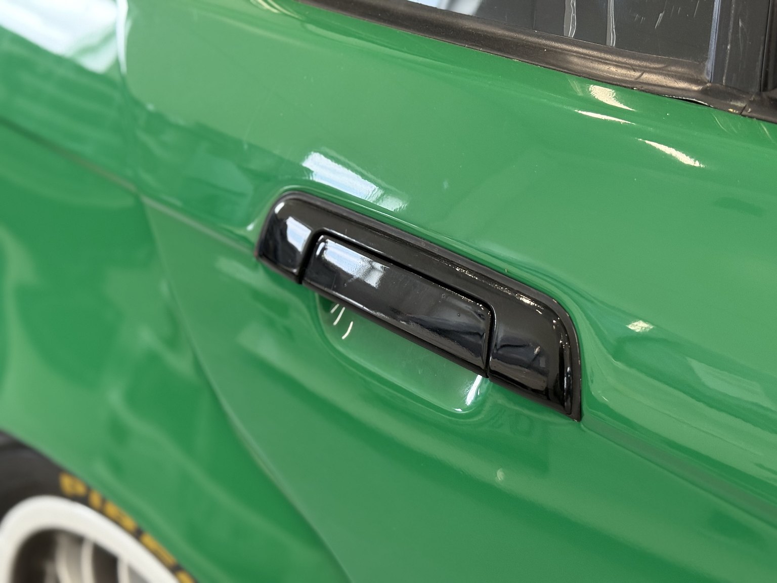 Exterior image of 1993 BMW E36 Super Touring