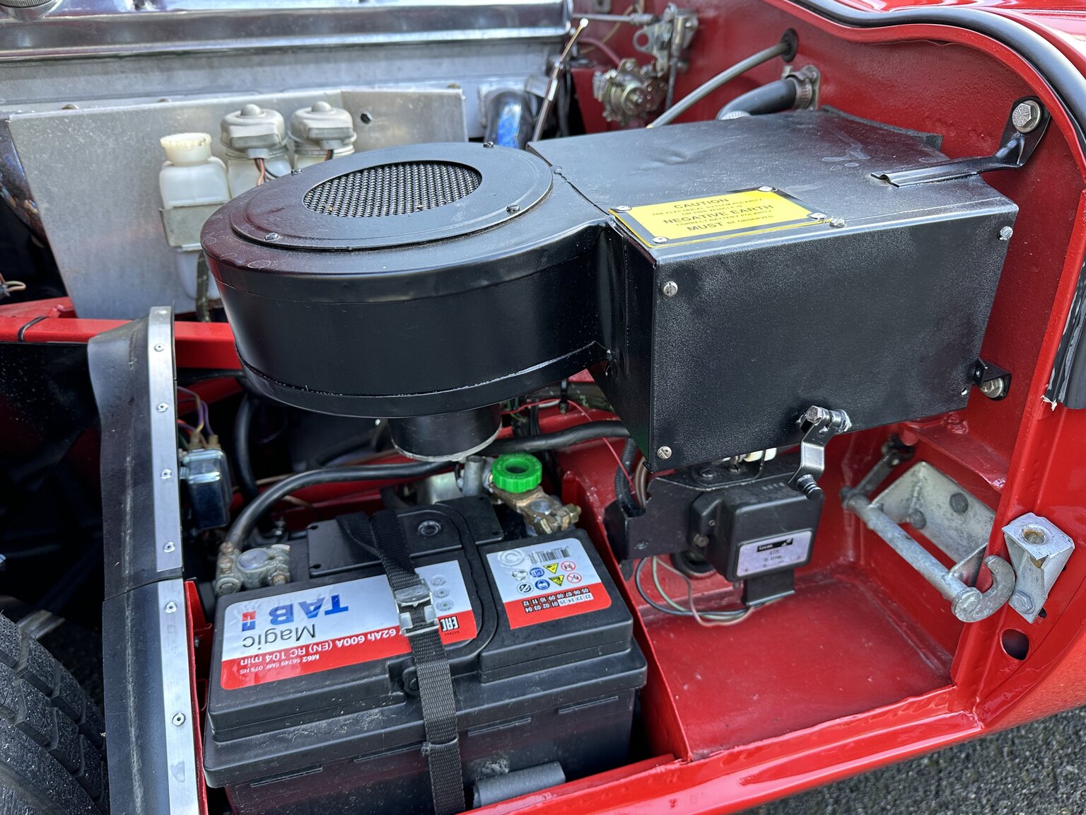 Image of 1965 Jaguar E-Type Series 1 (25) mechanics