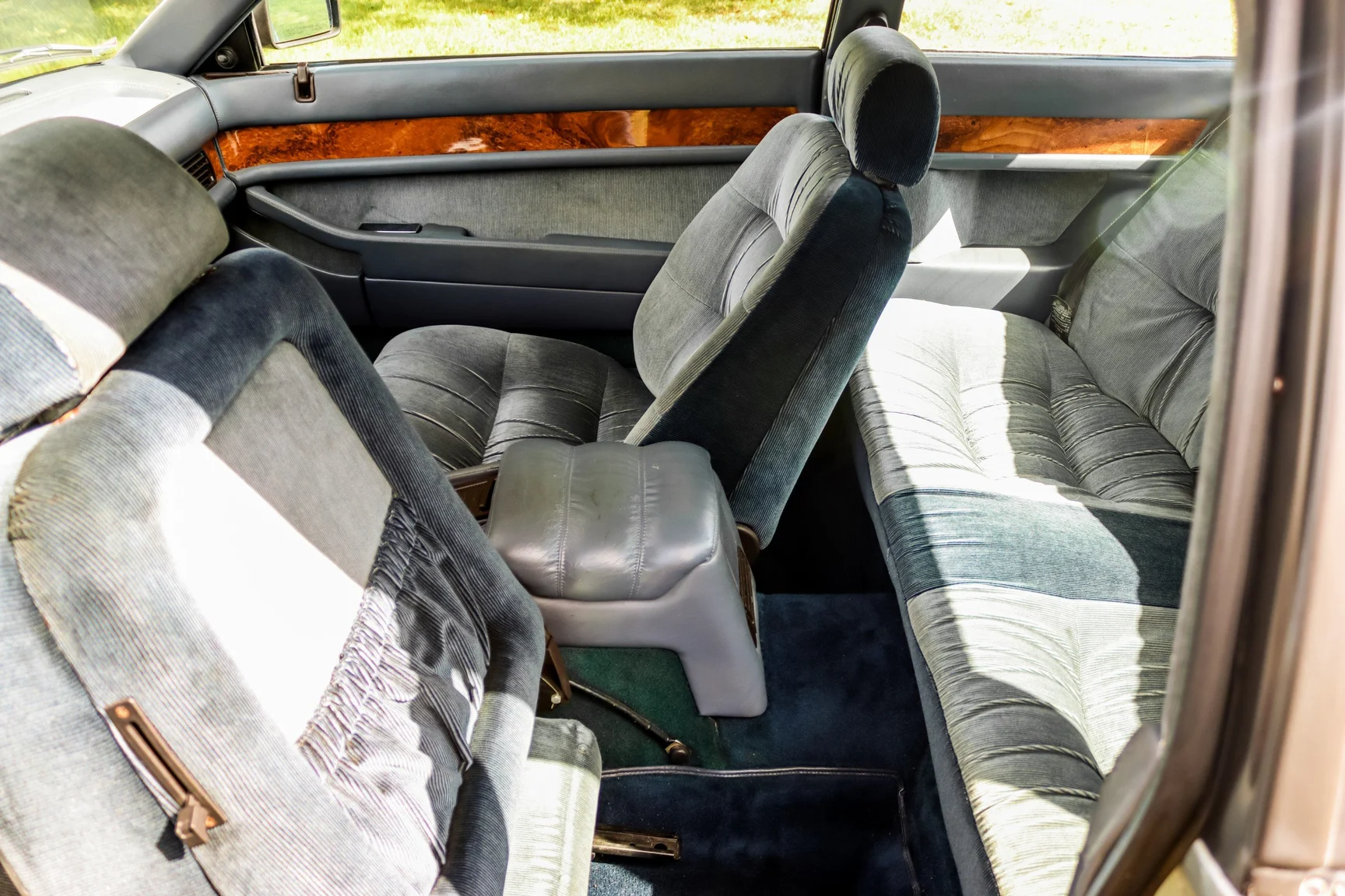 Interior image of 1987 Maserati Biturbo i (10)
