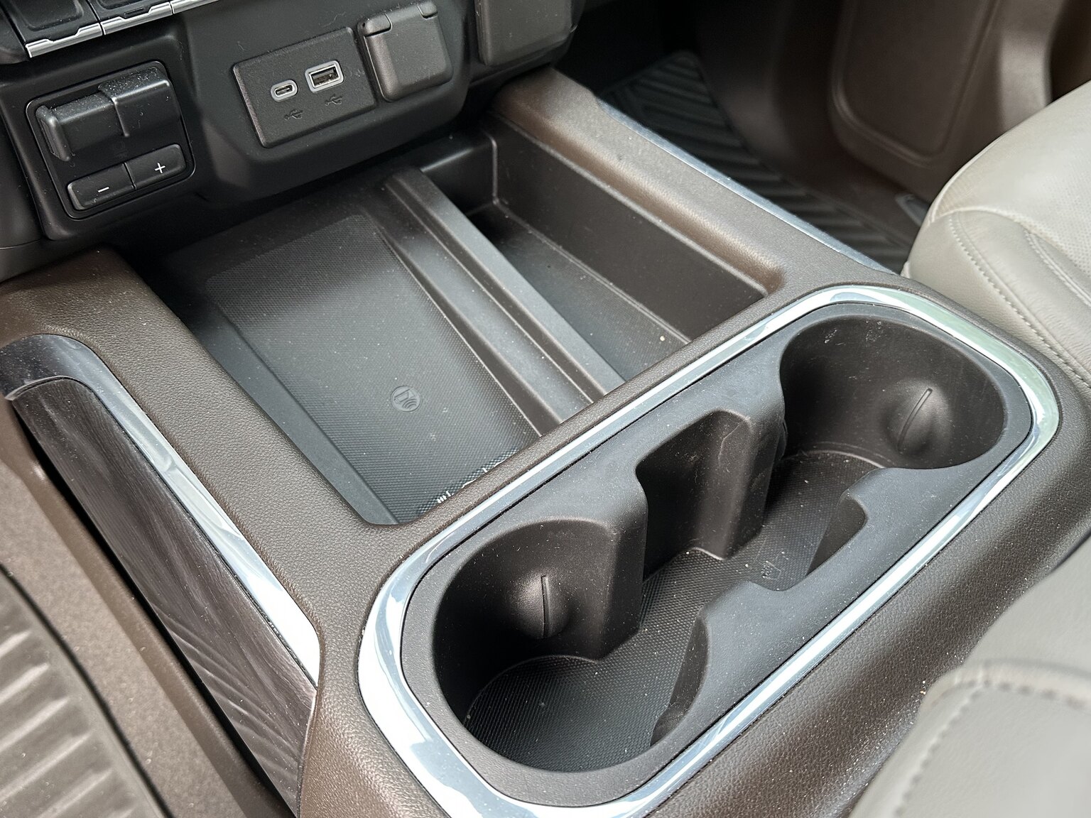 Interiörbild 2019 Chevrolet Silverado LTZ