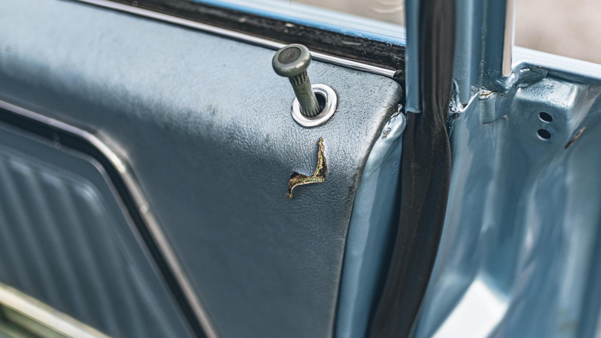Innenraumfoto von 1968 Oldsmobile Vista Cruiser