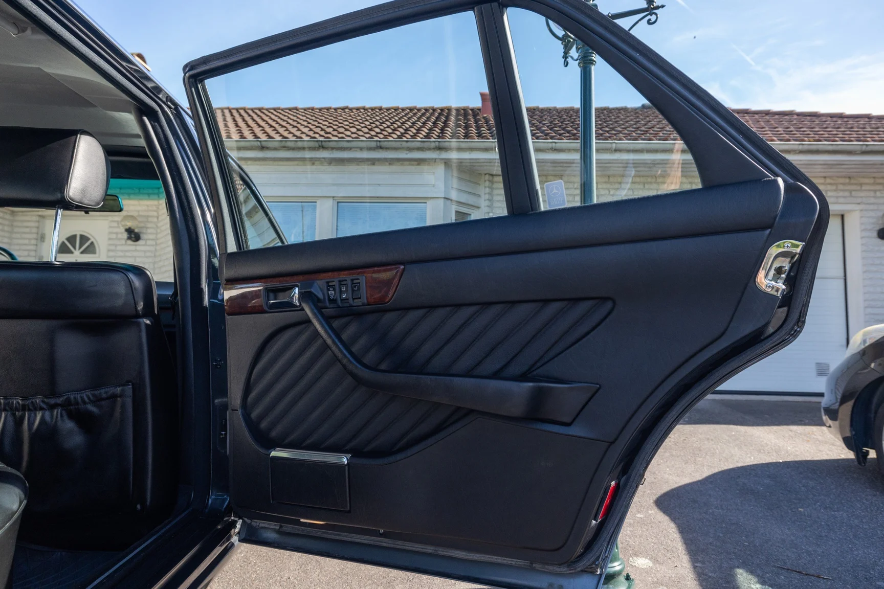 Innenraumfoto von 1989 Mercedes-Benz 560 SEL (20)