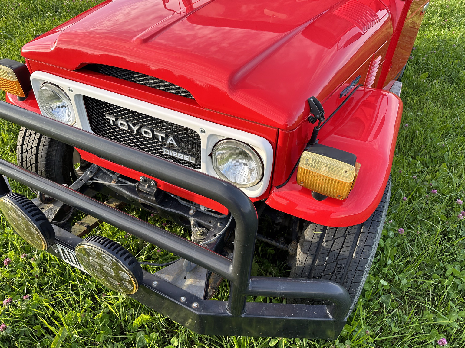 Exterior image of 1982 Toyota Landcruiser Utility (13)