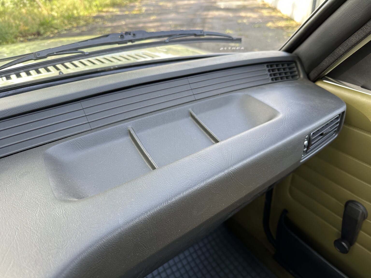 Interiörbild 1980 BMW 320i E21