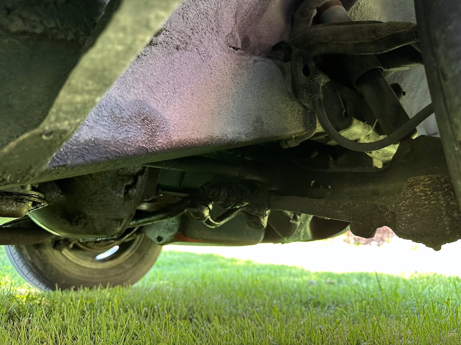 Image of 1966 Plymouth Valiant 100 2-door Sedan mechanics