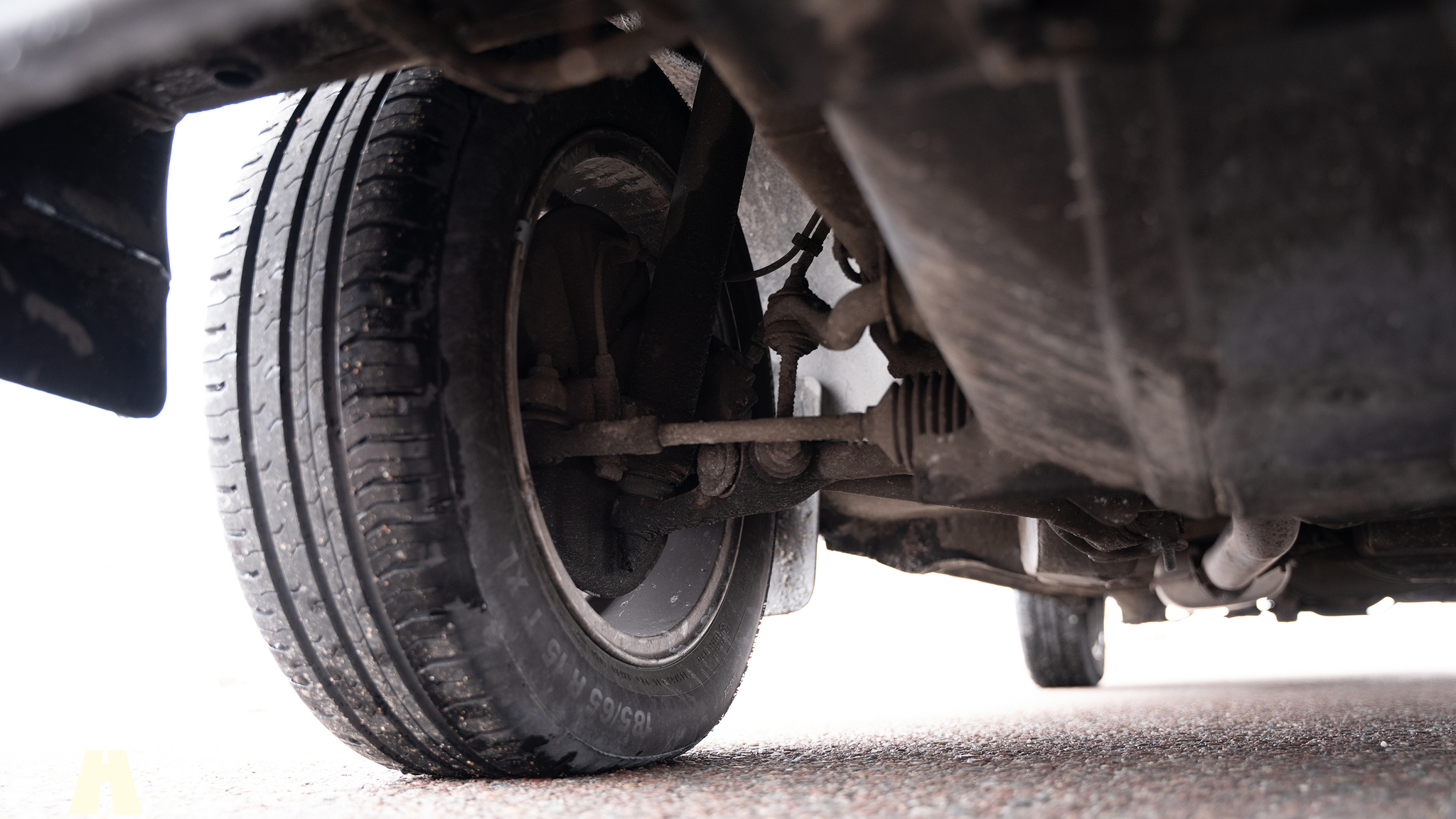 Image of 1995 Volvo 940 SE mechanics