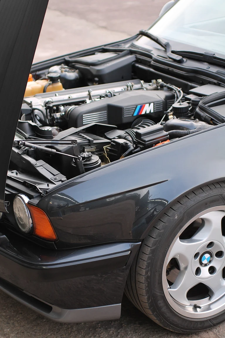 Image of 1993 BMW E34 M5 Touring  mechanics (33)