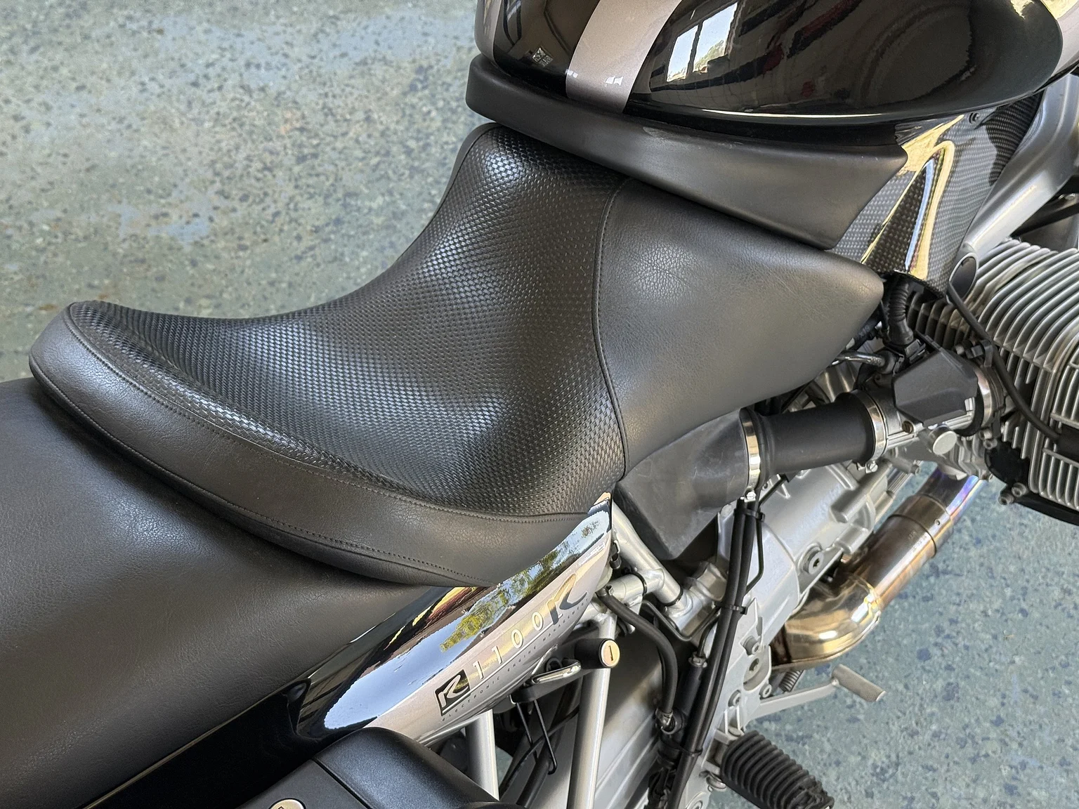 Exteriörbild på 1999 BMW Motorrad R 1100 R (17)