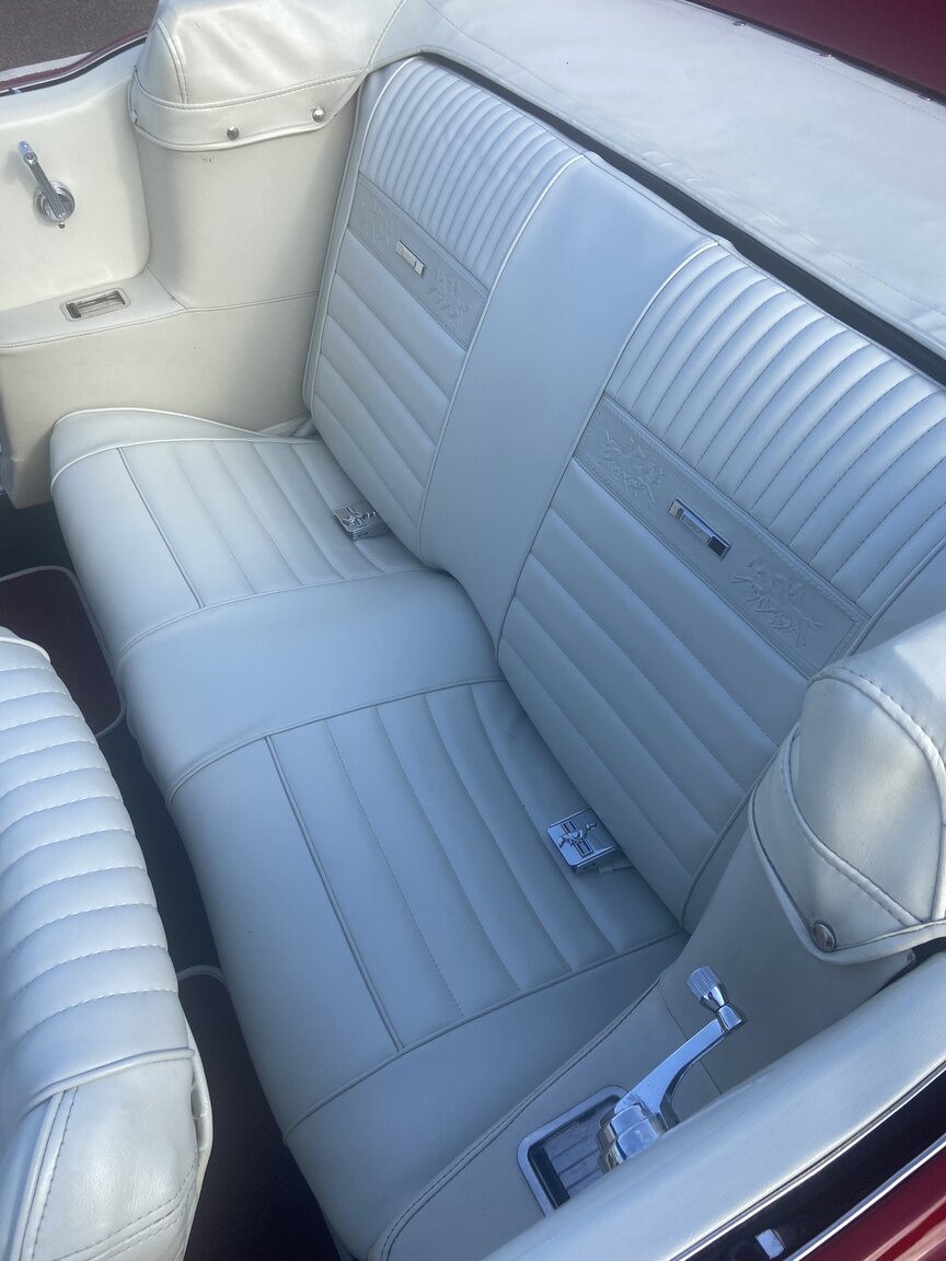 Interiörbild 1966 Ford Mustang Convertible