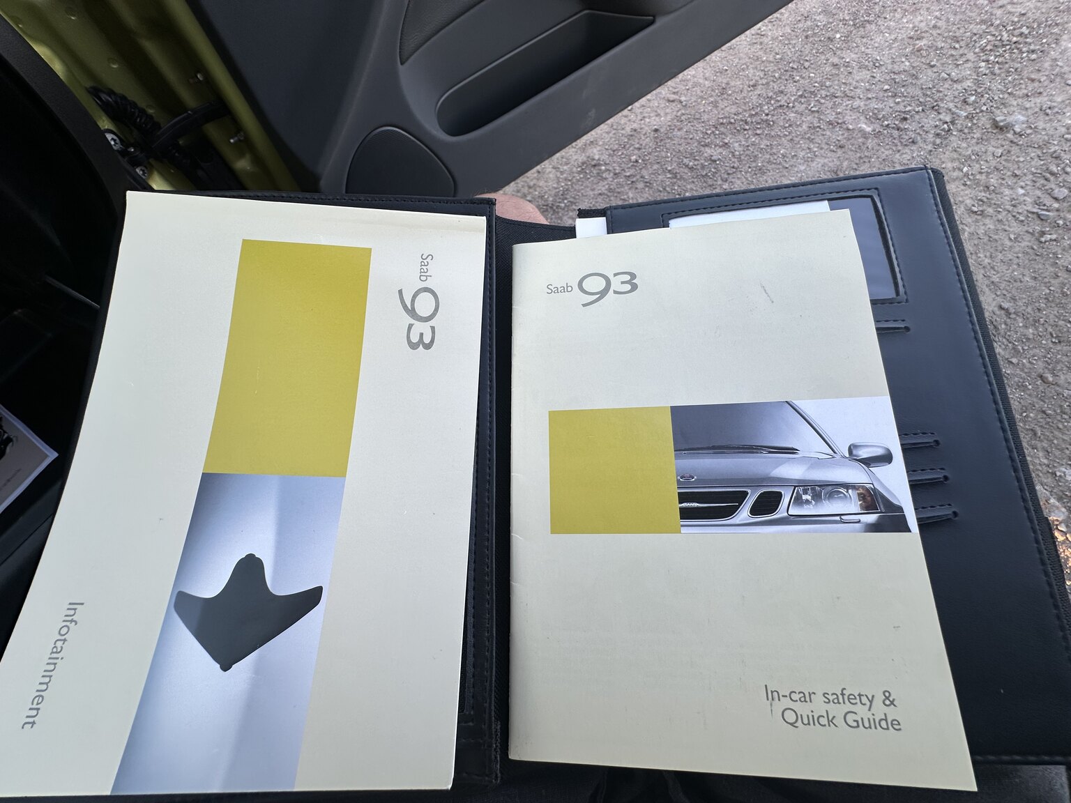 Dokumentation för 2004 SAAB 9.3 Aero Convertible 2.0T