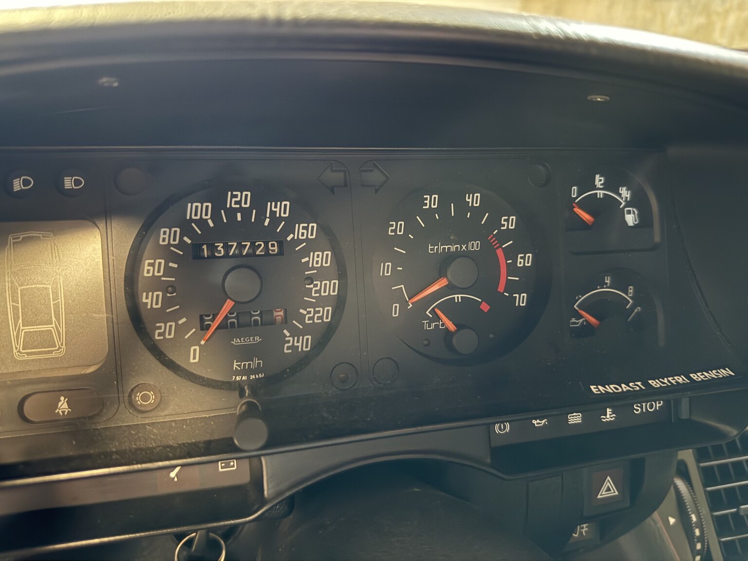 Interior image of 1988 Citroën CX 25 2.5 GTi Turbo II