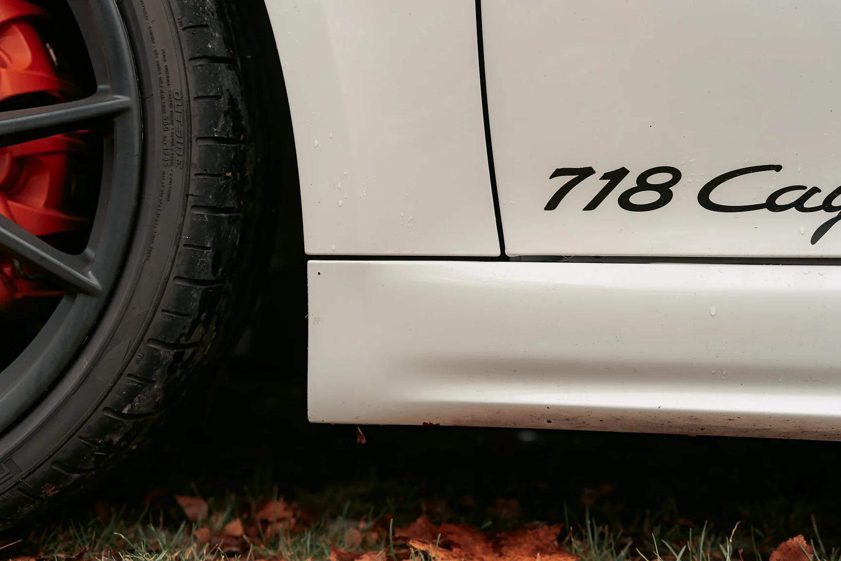 Exteriörbild på 2017 Porsche 718 Cayman S (39)