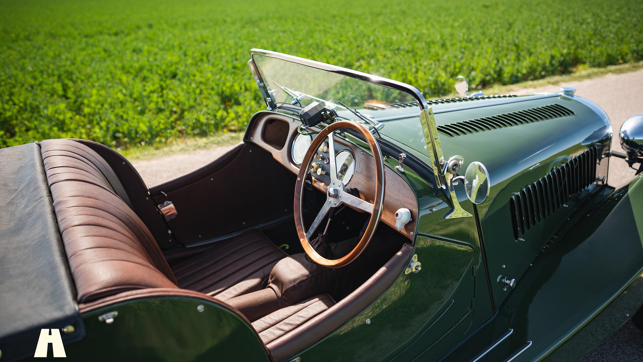 Interiörbild 1951 Morgan Plus 4 (4)