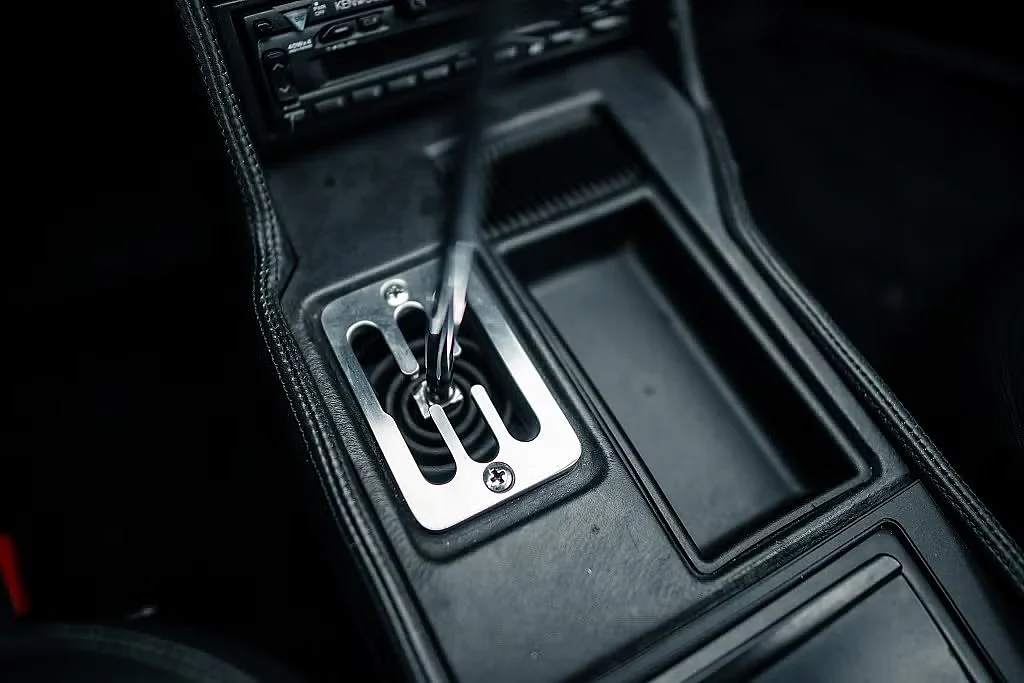 Interiörbild 1992 Ferrari Mondial (6)