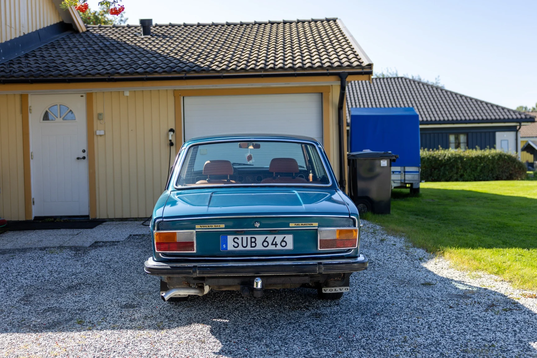 Exteriörbild på 1973 Volvo 164E (7)