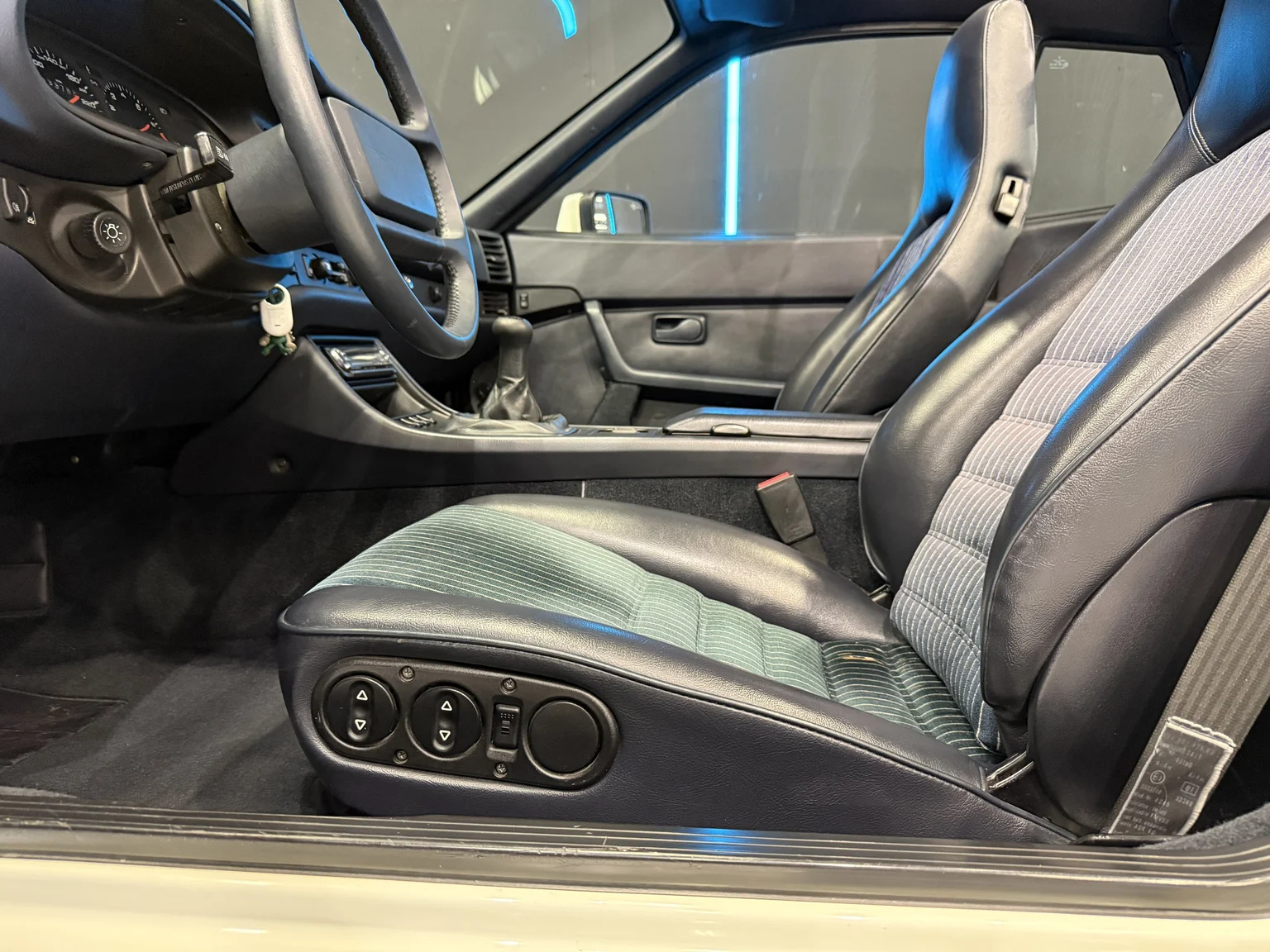 Interiörbild 1989 Porsche 944 2.7 (14)