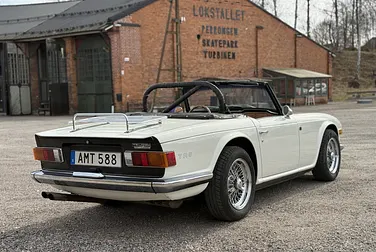 #<Image:0x00007f5ef4b83350>