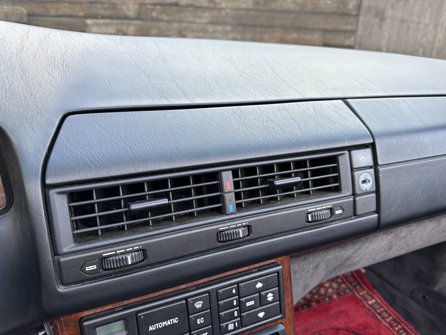 Interiörbild 1995 Mercedes-Benz SL 500