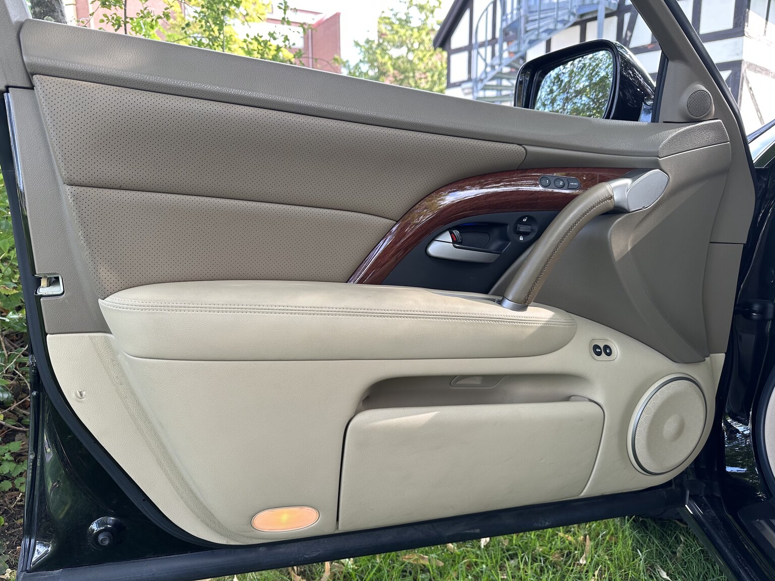 Innenraumfoto von 2007 Honda Legend (6)