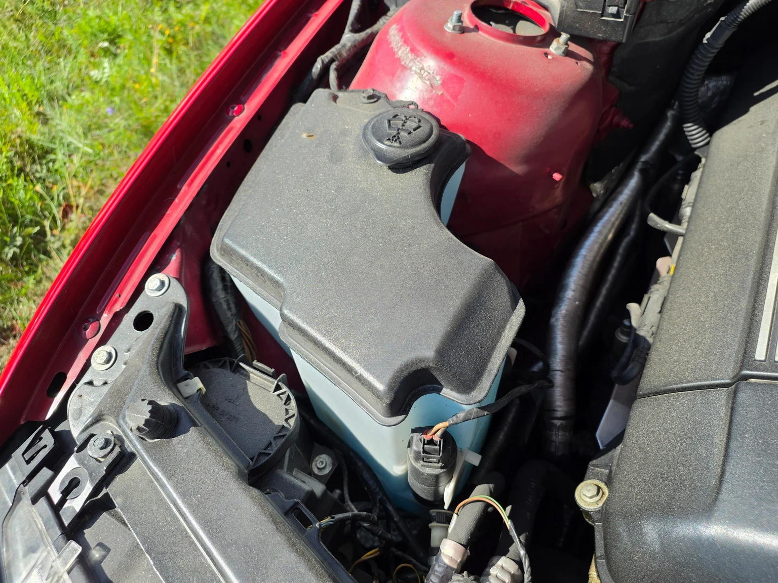 Image of 2002 BMW 330Ci Convertible mechanics (5)