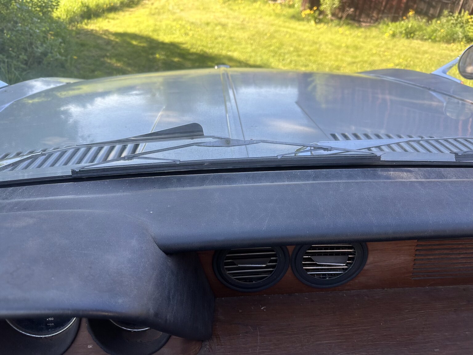 Interiörbild 1968 BMW 2000 CS