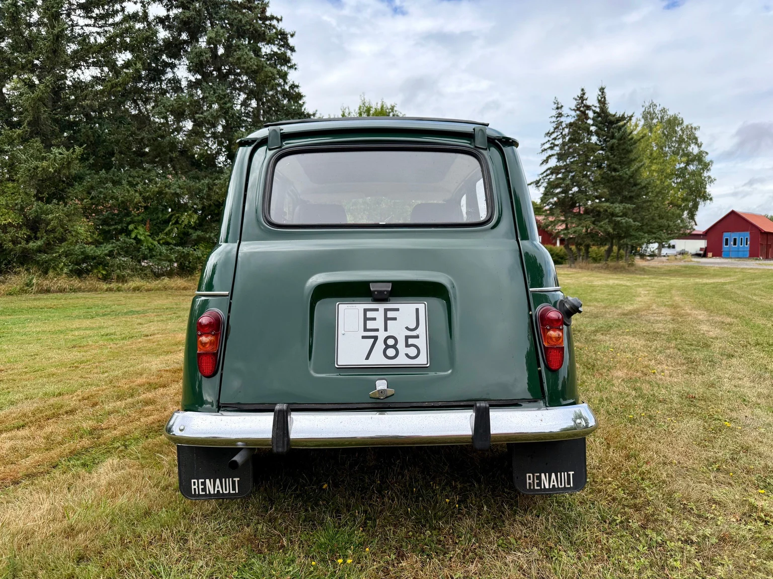 Exteriörbild på 1970 Renault 4 (4)