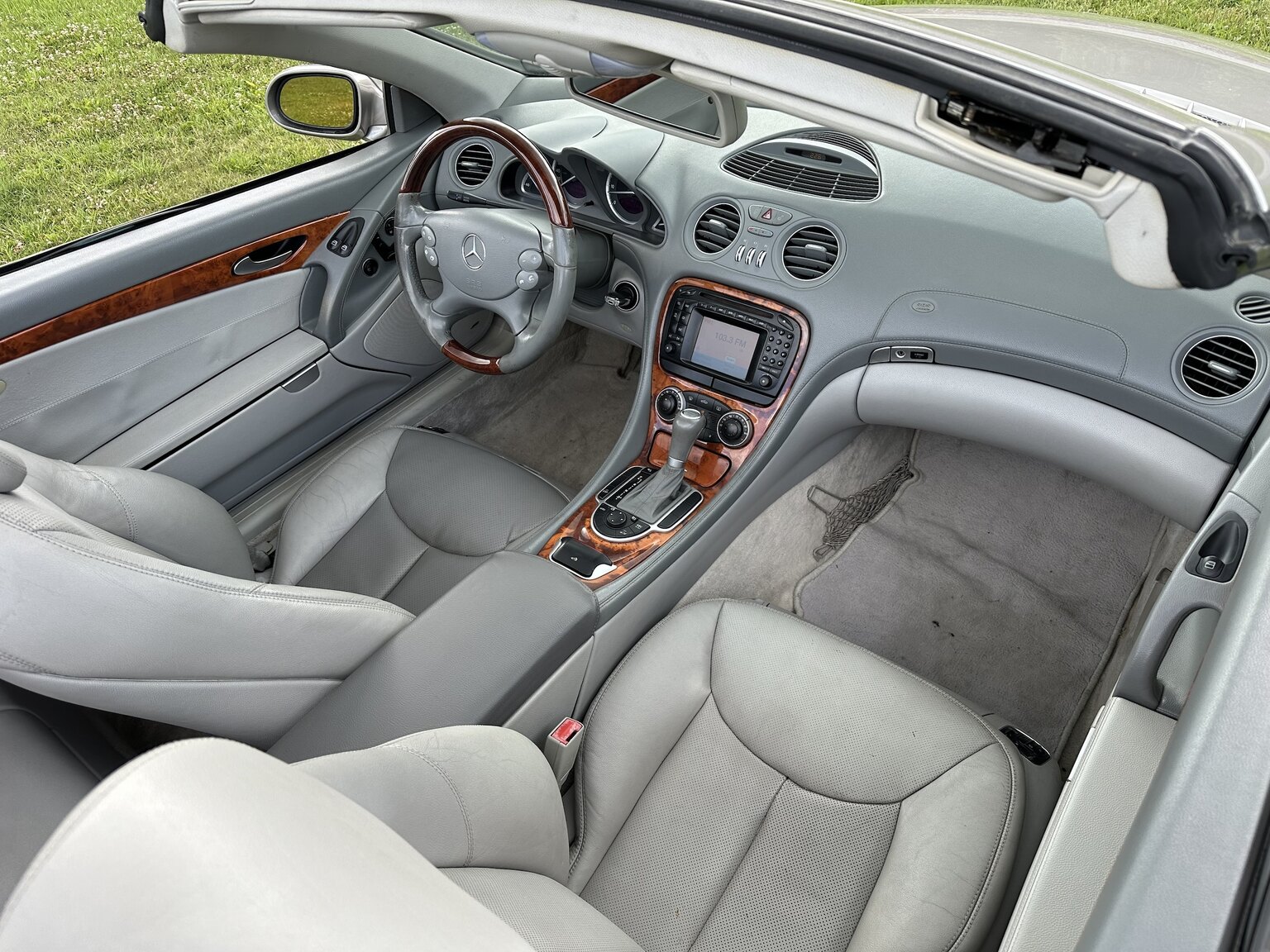 Interiörbild 2003 Mercedes Benz SL 500